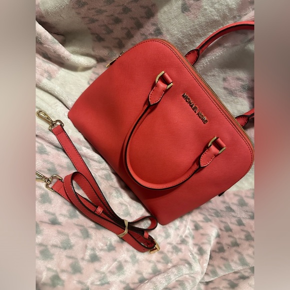 Michael Kors handbag - Picture 3 of 16